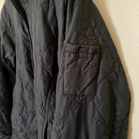 Columbia Black Embroidered Floral Jacket Womens Size Medium - Picture 5 of 8